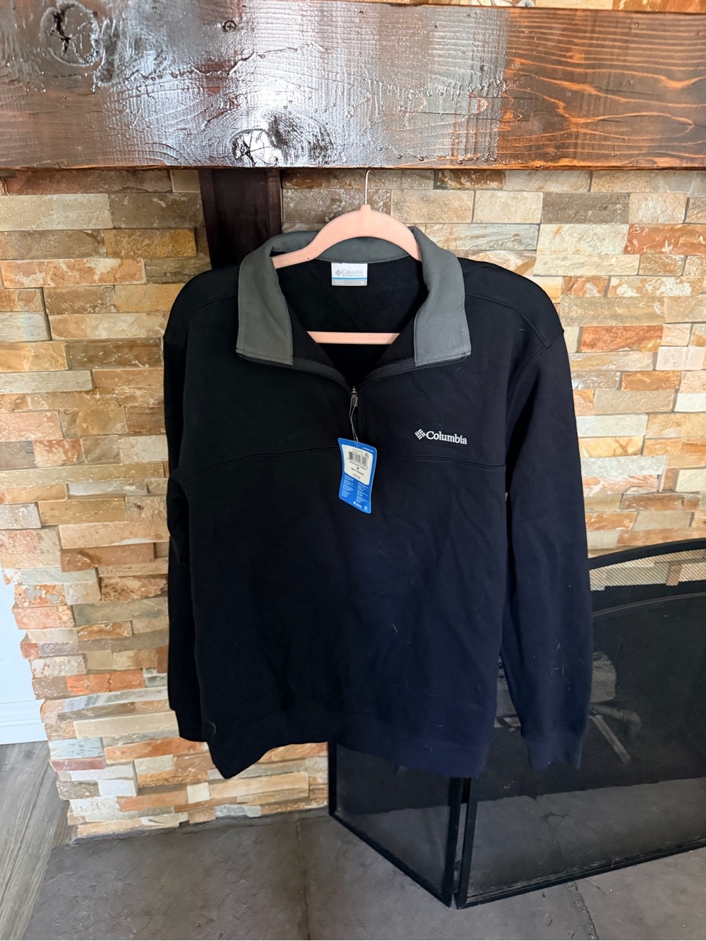 Columbia Men’s Black Fleece Half-Zip with Gray Collar